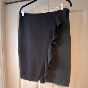 BANANA REPUBLIC Size 10, Black Skirt with asymmetrical ruffle detail!